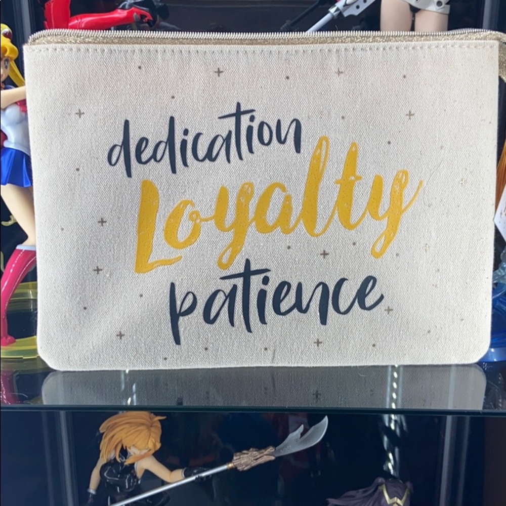 NEW Ulta Harry Potter Hufflepuff makeup bag